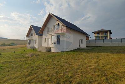 Casă / Vilă individuală cu 560 mp teren, de vânzare în Scheia, Suceava - 18