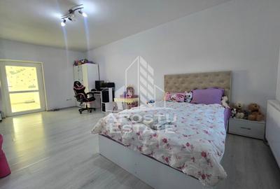 Casa individuala de vanzare, vatra satului Sag, teren de 1.800 mp, mobilata - 20