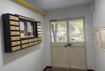 Apartament cu 3 camere, decomandat,renovat, direct proprietar, str. Badea Cartan - 10