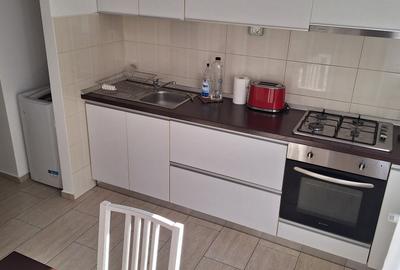 Decebal | Garsonieră Spațioasă 41mp | Bucătărie Închisă | Decomandată | Etaj 2 - 5