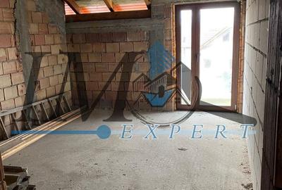 Casa de vanzare la rosu in Stremt, aproape de Alba Iulia - 5