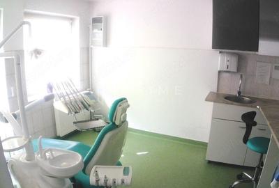 Casă Rezidențială și Spațiu Profesional - 6