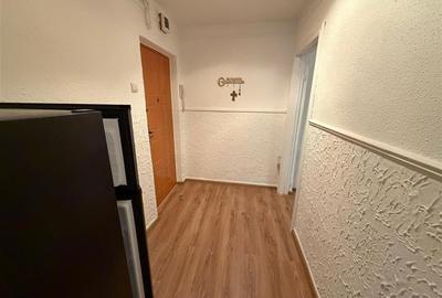 Apartament 2 camere, 45mp, zona Sud - mobilat - utilat - etaj 3 - 9