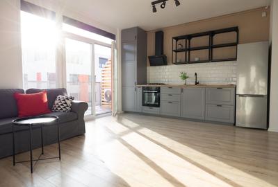 Apartament cu 2 camere semidecomandat, mobilat în UTA