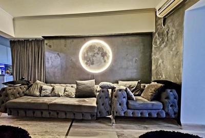 Apartament cu 3 camere semidecomandat, mobilat în Unirii