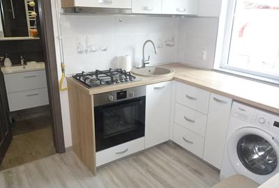 Inchiriez, garsoniera in Deva, zona Dacia, etaj 1, situata pe mijloc, amenajata - 3