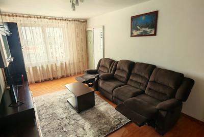 Apartament 4 cam. Titan Auchan cu loc de parcare bloc reabilitat - 11