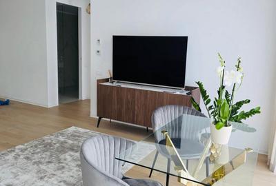 Apartament cu 2 camere semidecomandat, mobilat în Floreasca