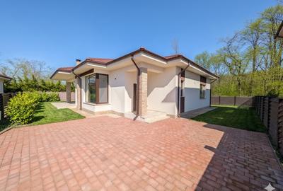 Casă individuală cu 4 camere în Corbeanca