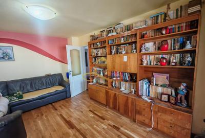Vand apartament 3 camere decomandate – zonă Ștefan cel Mare - 2
