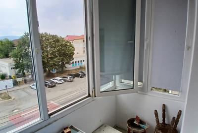 Comision 0 - Apartament cu 4 camere, etaj intermediar, in Pipirig - 8