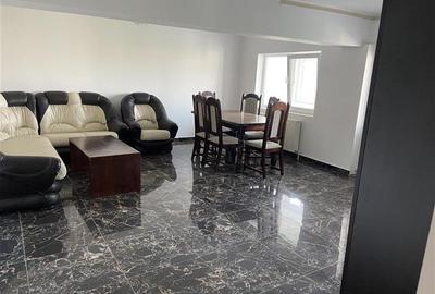 Apartament cu 4 camere decomandat, mobilat în Brăilei