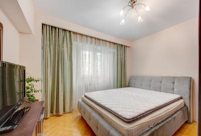 Apartament cu 2 camere decomandat, mobilat în Calea Călărașilor