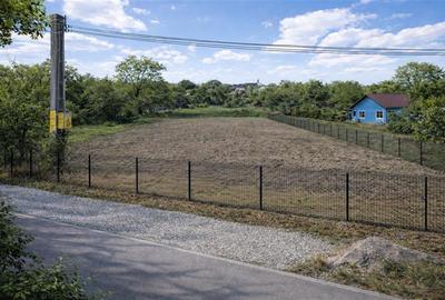 Teren intravilan 1000 mp | Deschidere 26 ml | Uricani – Miroslava - 1