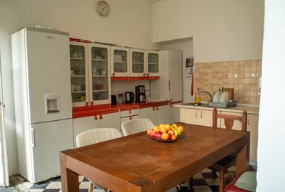 Apartament 6 camere la casă - Brașov, Strada Castelului - 18