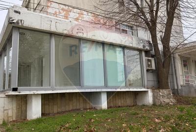 Spațiu comercial de închiriat vis-a-vis de Primaria Mangalia-87mp - 4