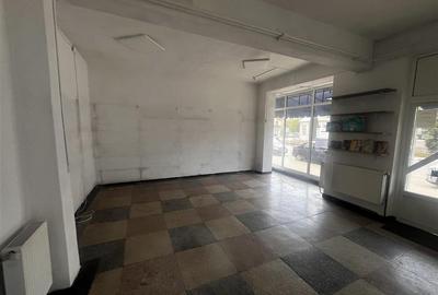 Spatiu comercial de 120 mp in Plopeni, zona cu vad . - 4