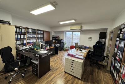 Spatii de birouri de vanzare *Piata Unirii* suprafete intre 27-182mp - 17