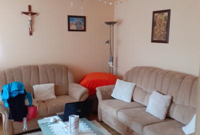 Vand casa P + M, cu 5 camere in zona 7 Noiembrie - 7