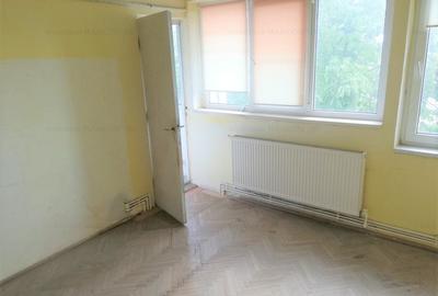 Vanzare 2 camere-Imobiliare MAXICONFORT - 8