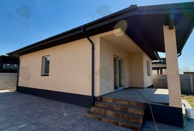 Casă individuala în Berceni, curte 370 mp, terasă acoperită, 2 băi - 4