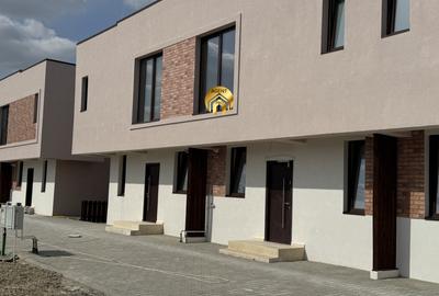 Casă cu 3 camere în Otopeni