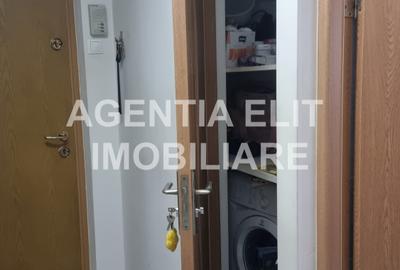 Garsoniera, bloc de apartamente, zona Mall - 7