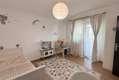 Duplex - 4 camere - 2 bai - 350mp teren - 9