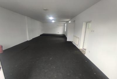 Spatiu comercial, 100 mp, zona Bariera Valcii - 1