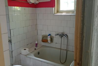 CASA BOIEREASCA pe colt  in Nadlac, Independentei colt cu M. Eminescu - 16
