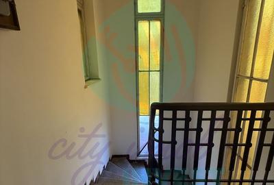 Eleganta, stil si mult potential intr-un apartament interbelic de 3 camere - 13