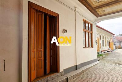 Casa 5 camere, 2 bai, 490 mp teren, Centru, pretabila pentru birouri - 2