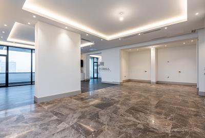 Apartament cu 4 camere semidecomandat, mobilat în Floreasca