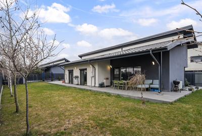 Vila pe parter cu 5 camere  | 655 mp teren | dotata cu panouri solare - 1