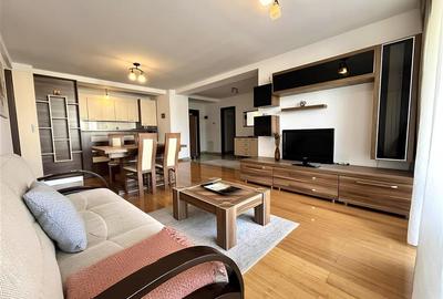 Apartament cu 2 camere decomandat, mobilat în Central