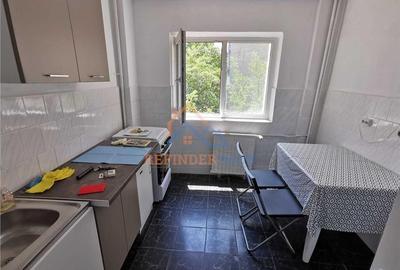 Apartament de vanzare cu 2 camere, zona Titan - Piata Minis - 3