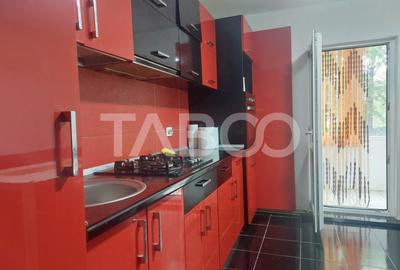 Apartament cu 2 camere decomandate si balcon de inchiriat in Strand - 7