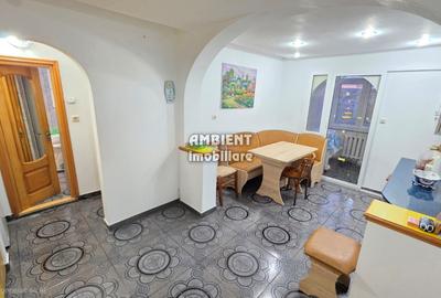 Apartament cu 2 camere decomandat, mobilat în Traian
