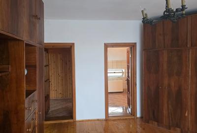 Casă individuală P+E + 2 anexe, teren 3.052 mp – Dârvări, jud. Călărași - 12