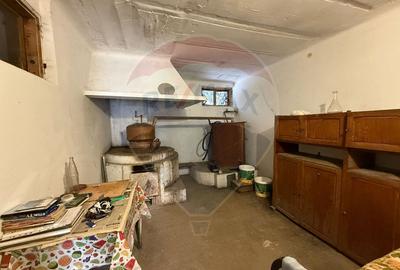 Casă / Vilă cu 6 camere de vânzare - 22