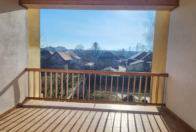 Casa Ghimbav, 8 camere,  S+P+M,teren 736 mp, pretabila locuinta, birouri, cazare - 19