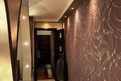 Apartament cu 3 camere , str. Bozieni - 31