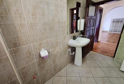 Spatiu comercial pretabil birouri, salon, after school zona Florilor - 15