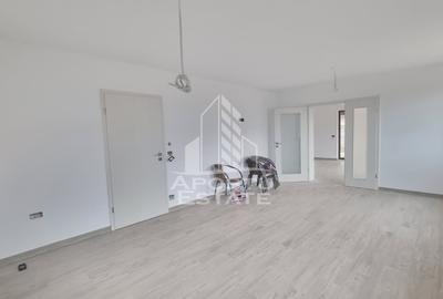 Casa individuala de vanzare cu 4 camere si garaj, Giarmata - 2