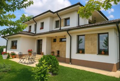 Casă individuală cu 4 camere în Bucium