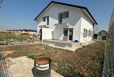 Casa tip duplex || 3 camere 2 bai || Zona linistita ||