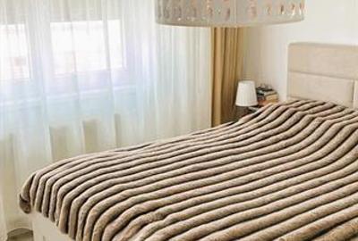 Apartament cu 2 camere decomandat, mobilat în Tractorul