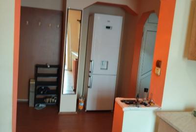 Apartment doua camere de vanzare - 2