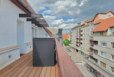 Apartament exclusivist 4 camere de vânzare, central, pietonal/str. Republicii - 17