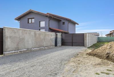 Casă noua finisata complet 150 mpu de vanzare in Livada,Arad - 1